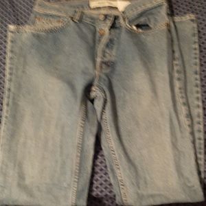 Gap Jean's